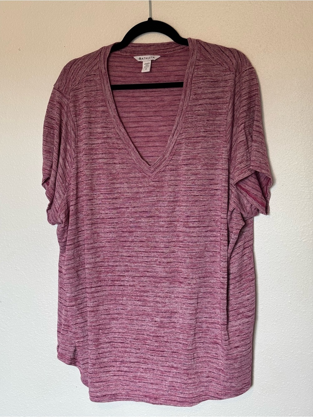 Athleta Heathered Rose V-Neck Short Sleeve Top